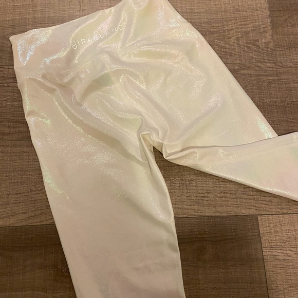 Noire Blanc Unicorn leggings - Picture 2 of 4